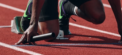 体育新闻网站头条页面展示多条热点新闻