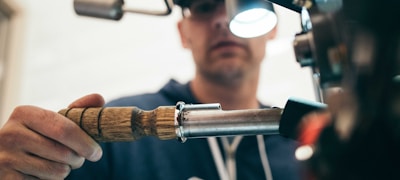 用户上传的精彩进球GIF动图在社区内被点赞